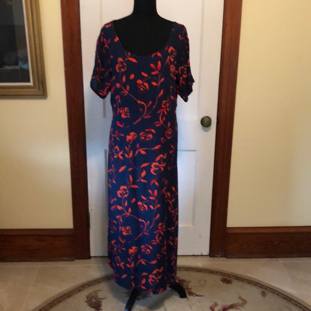 My Thai , Beautiful navy and red floral maxi